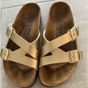 Girl’s Sandals